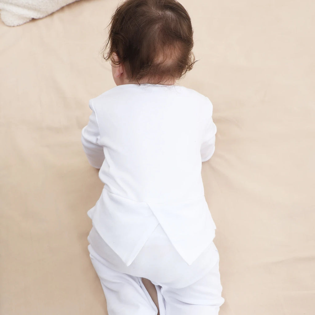 Baby-Taufoutfit Junge – Smoking, Weiß & Elegant