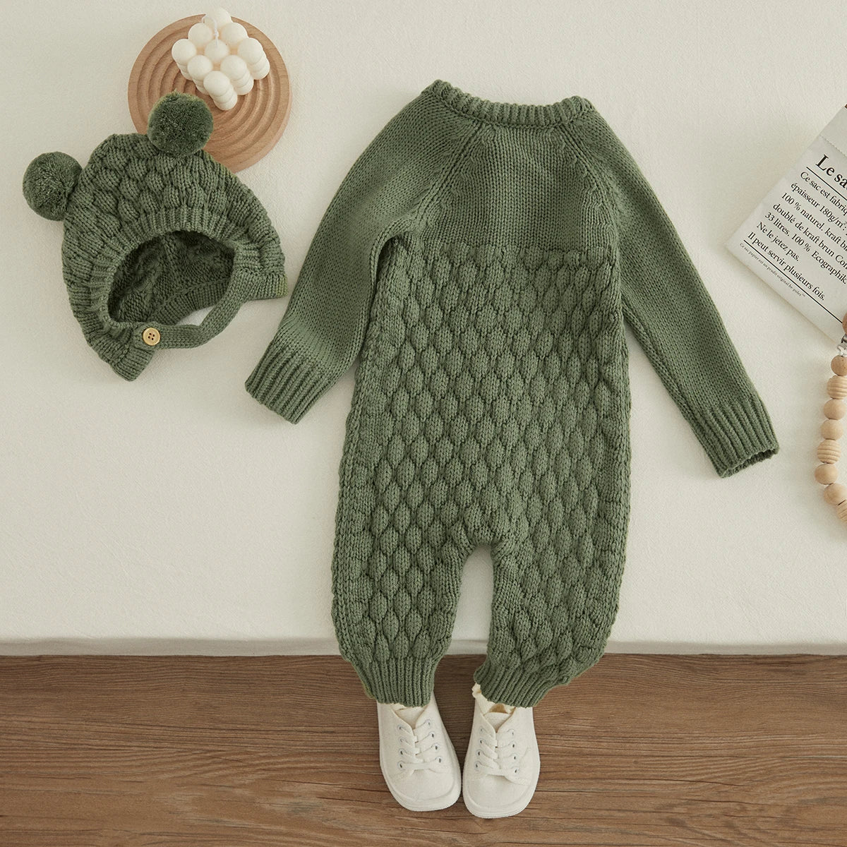 Baby-Winterjumpsuit 2er-Set – Strick, Langarm & Bärchen-Mütze