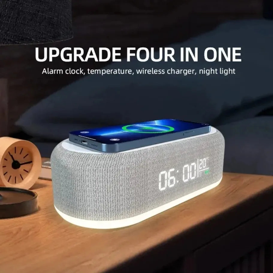 Wecker mit kabelloser Ladestation – Nachtlicht, Thermometer & 15W Fast Charging