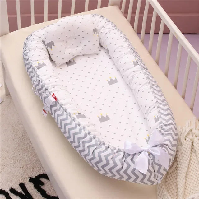 Baby-Nestbett 85×50 cm – Reisebett mit Kissen & Bettumrandung