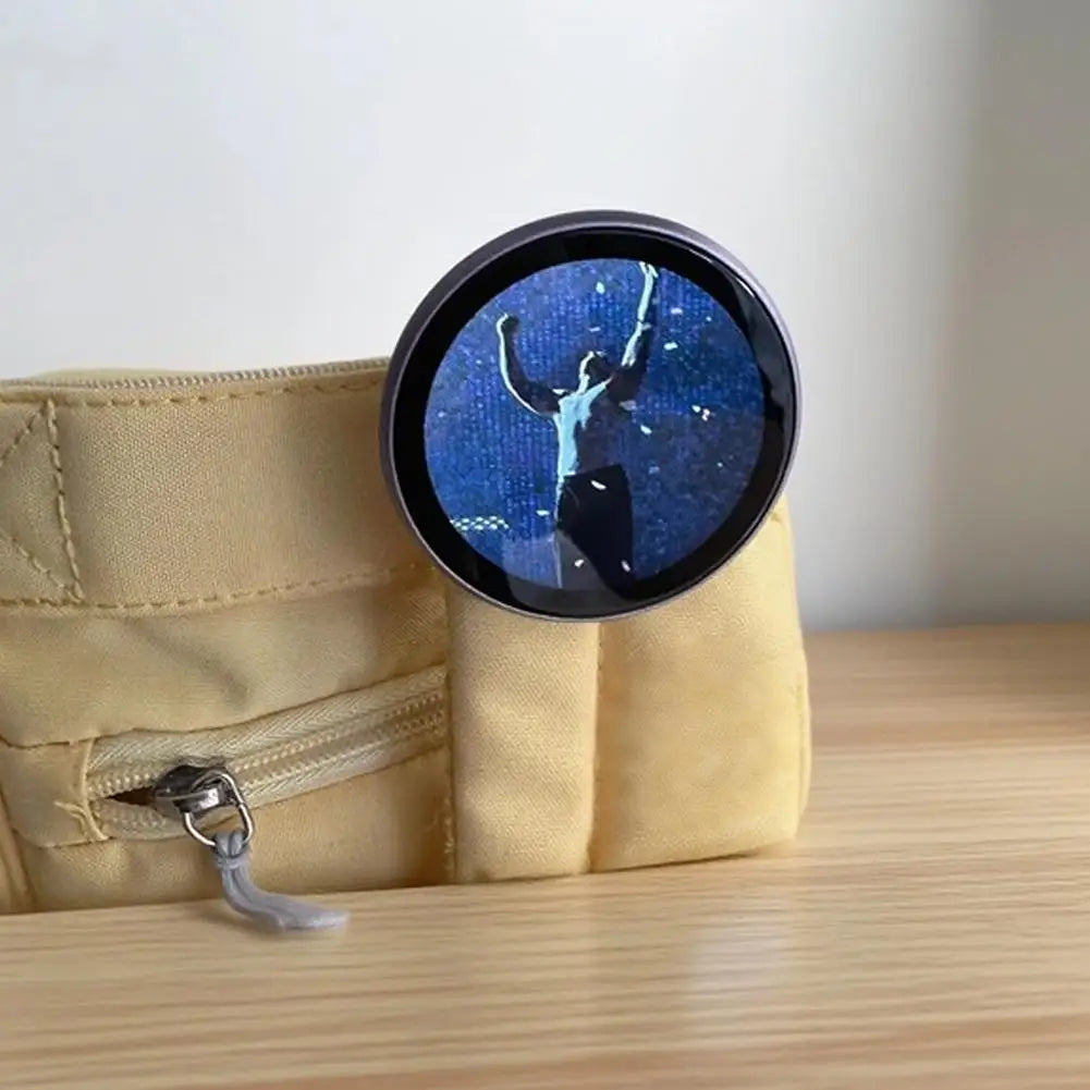 PIN Smart CyberBadge – 1,7" LED-Display, Bluetooth 6.0