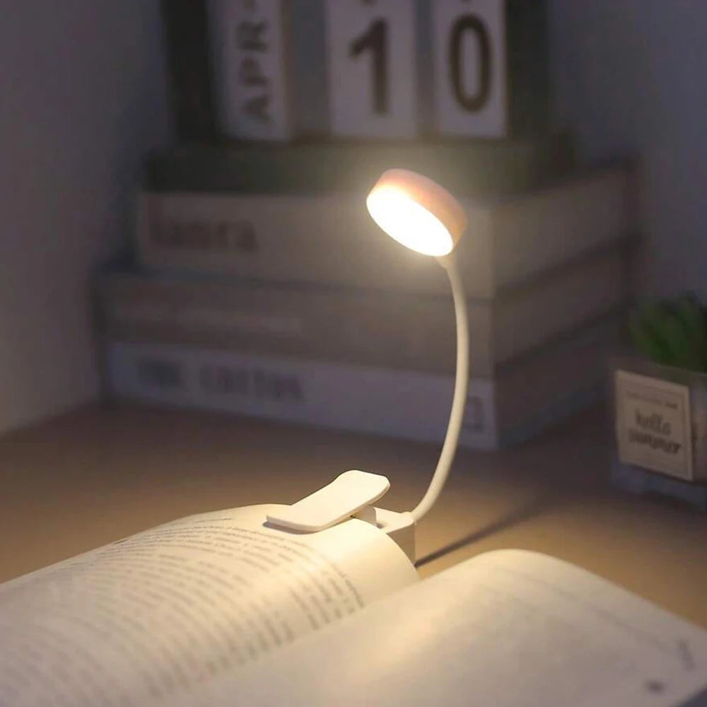 Buchlampe LED Clip – 3 Farben, dimmbar & Akku