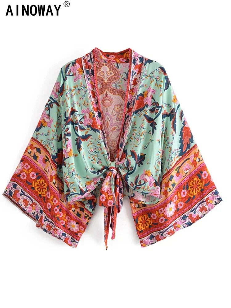 Boho Kimono Strandkleid – Blumendruck, leicht & feminin