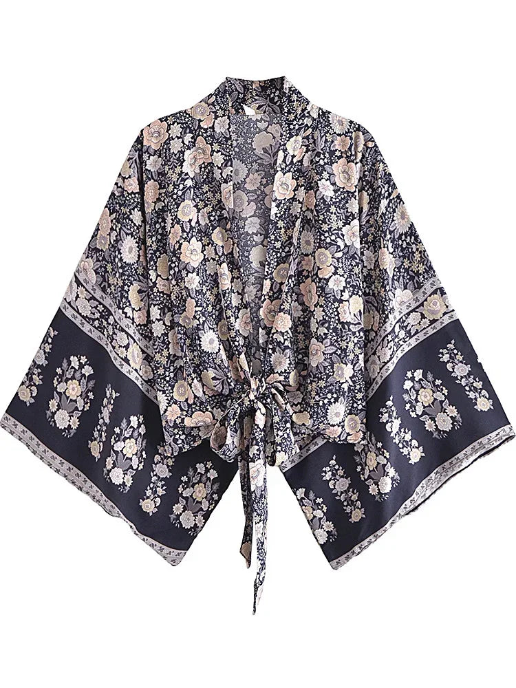 Boho Kimono Strandkleid – Blumendruck, leicht & feminin